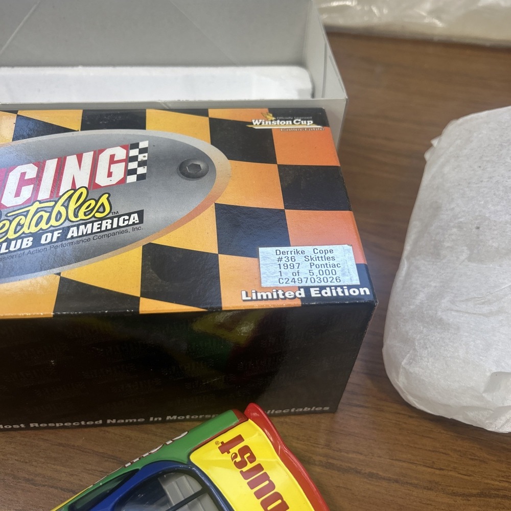 Derrike Cope #36 Skittles 1997 1:24 Nascar Diecast - Picture 3 of 7